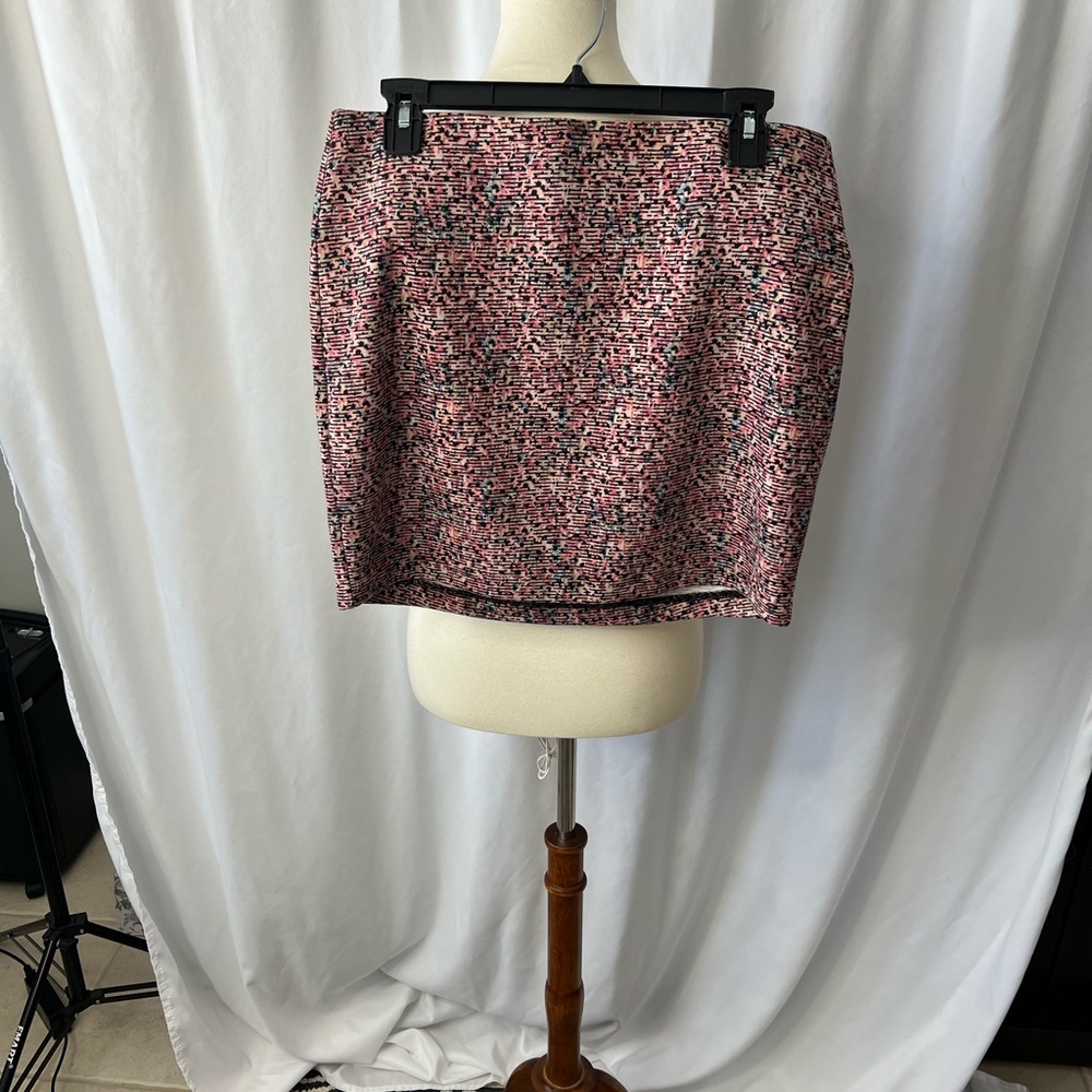 BCBGeneration Pink & Black Abstract Print Skirt – Size L